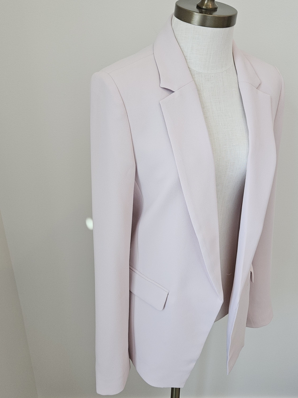 RW&CO. Pale Pink Tailored Blazer - Picture 2 of 5